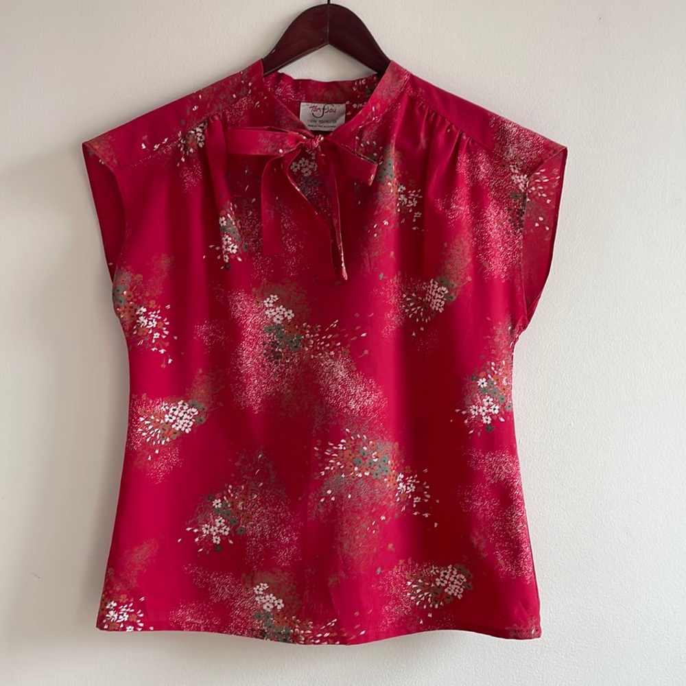 Vintage Floral Blouse with Pussy Bow Made in Canada